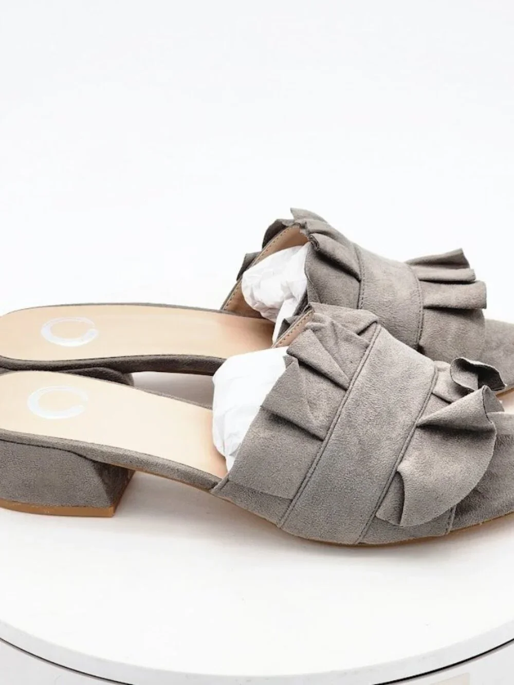 Journee Collection Sabica Gray Ruffle Slide Sandals Block Heel Women's Size 7.5